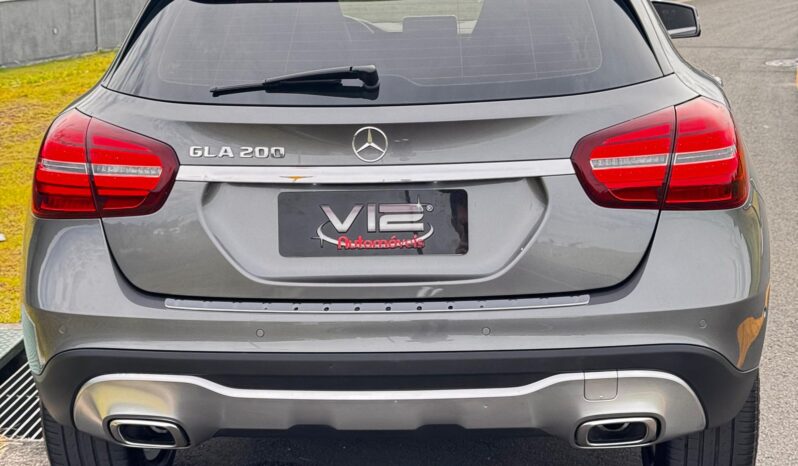 
								Mercedes GLA 200 Advance 1.6 2018 full									