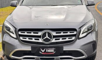 
									Mercedes GLA 200 Advance 1.6 2018 full								