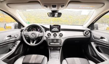
									Mercedes GLA 200 Advance 1.6 2018 full								