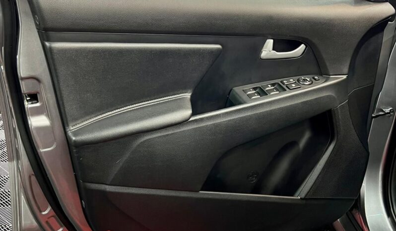 
								Kia Sportage EX 2.0 AT com Teto 2016 full									