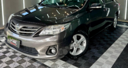 Corolla XEI 2.0 AT 4 Pneus zero 2012