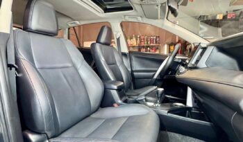 
									RAV4 4×4 AT C/ Teto Solar elétrico 2015 full								