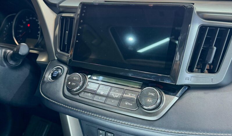 
								RAV4 4×4 AT C/ Teto Solar elétrico 2015 full									