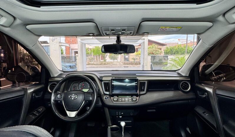 
								RAV4 4×4 AT C/ Teto Solar elétrico 2015 full									