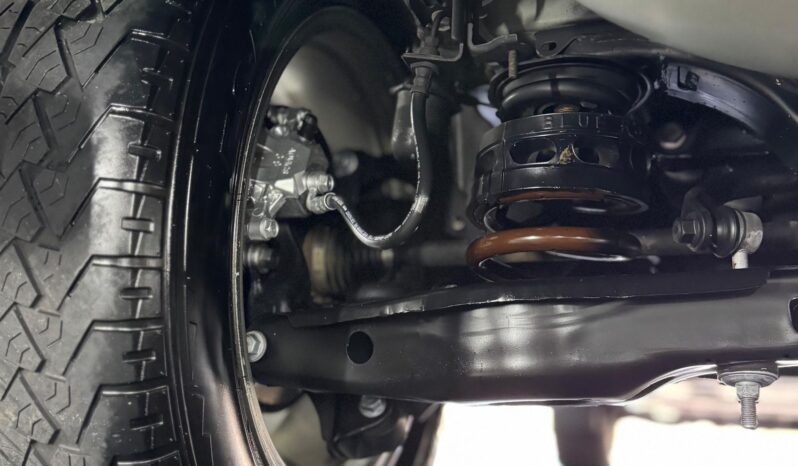 
								RAV4 4×4 AT C/ Teto Solar elétrico 2015 full									