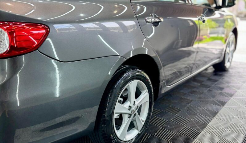 
								Corolla XEI 2.0 AT 4 Pneus zero 2012 full									