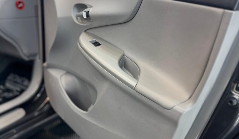 
								Corolla XEI 2.0 AT 4 Pneus zero 2012 full									