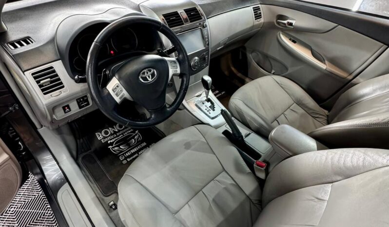 
								Corolla XEI 2.0 AT 4 Pneus zero 2012 full									