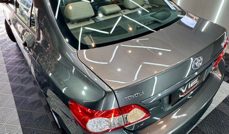 
								Corolla XEI 2.0 AT 4 Pneus zero 2012 full									