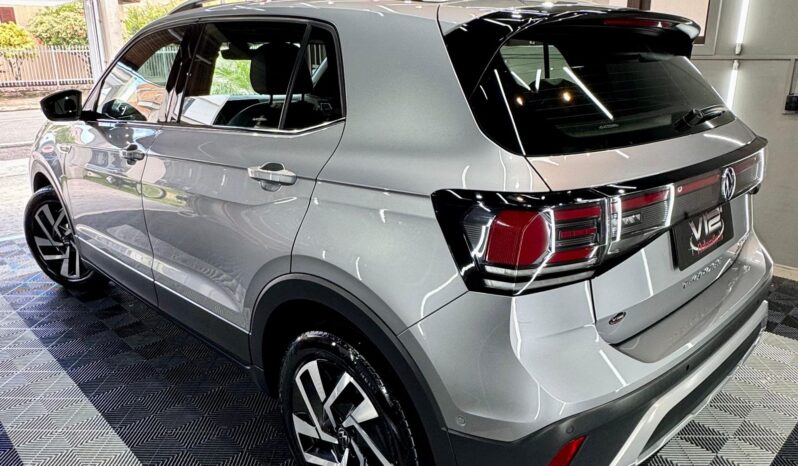 
								T-Cross Highline 1.4 TSI Teto Solar Elétrico 2025 full									