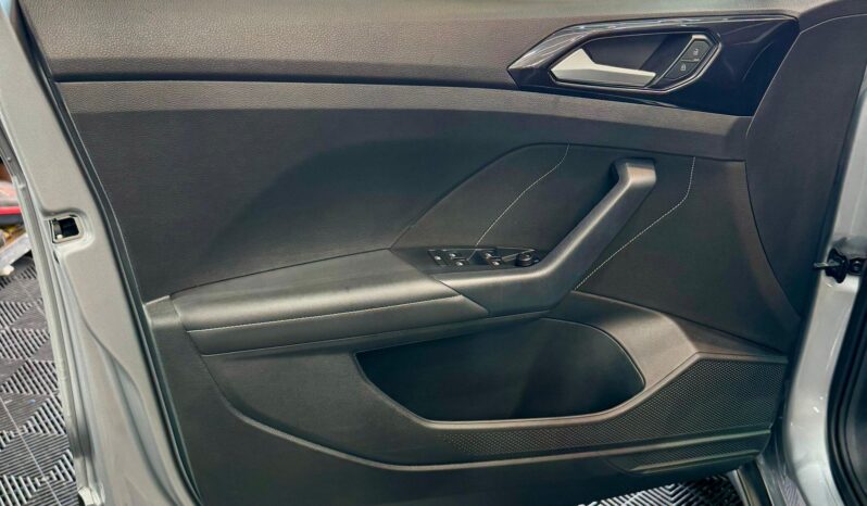 
								T-Cross Highline 1.4 TSI Teto Solar Elétrico 2025 full									