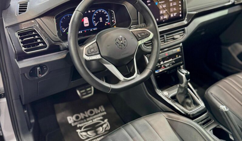 
								T-Cross Highline 1.4 TSI Teto Solar Elétrico 2025 full									