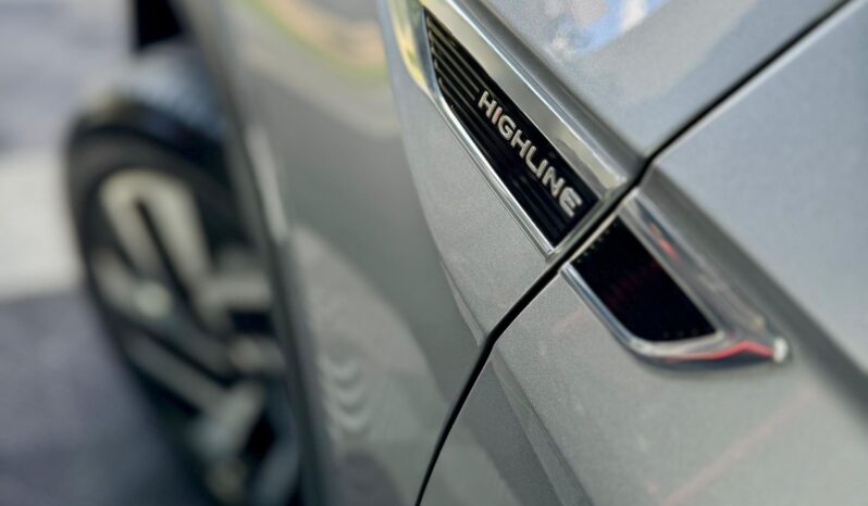 
								T-Cross Highline 1.4 TSI Teto Solar Elétrico 2025 full									