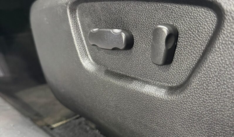 
								➡ Captiva Sport 2.4 AT 4 pneus seminovos 2015 full									